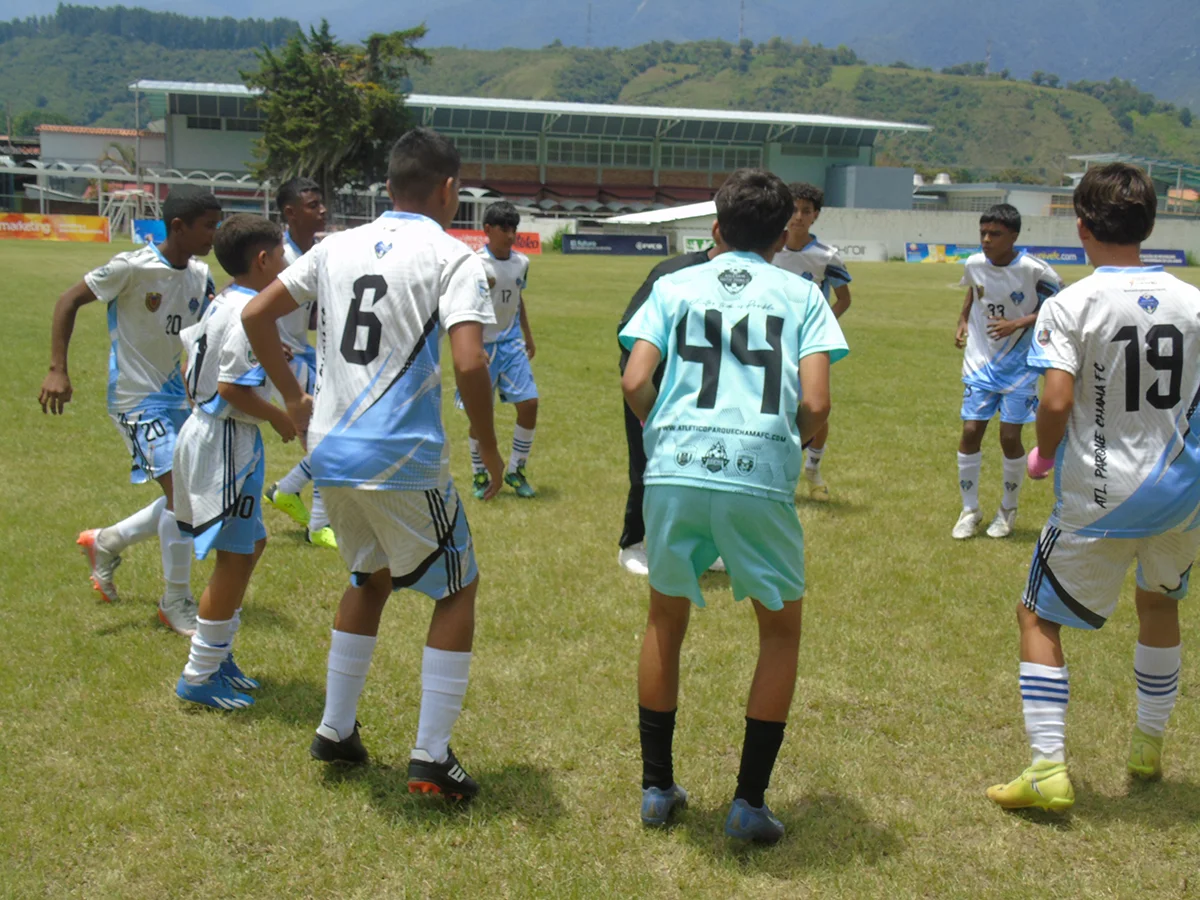 Se cumplió la jornada 6 de la Liga Élite Juvenil Suraki en Mérida